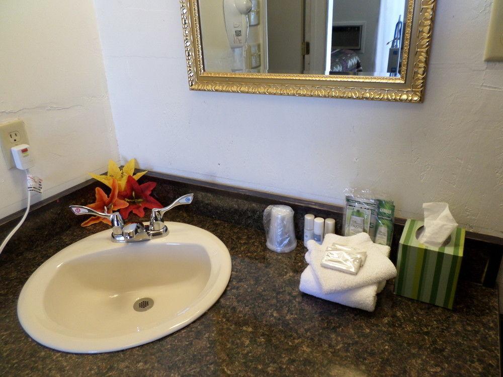Cliff Palace Motel Blanding Extérieur photo